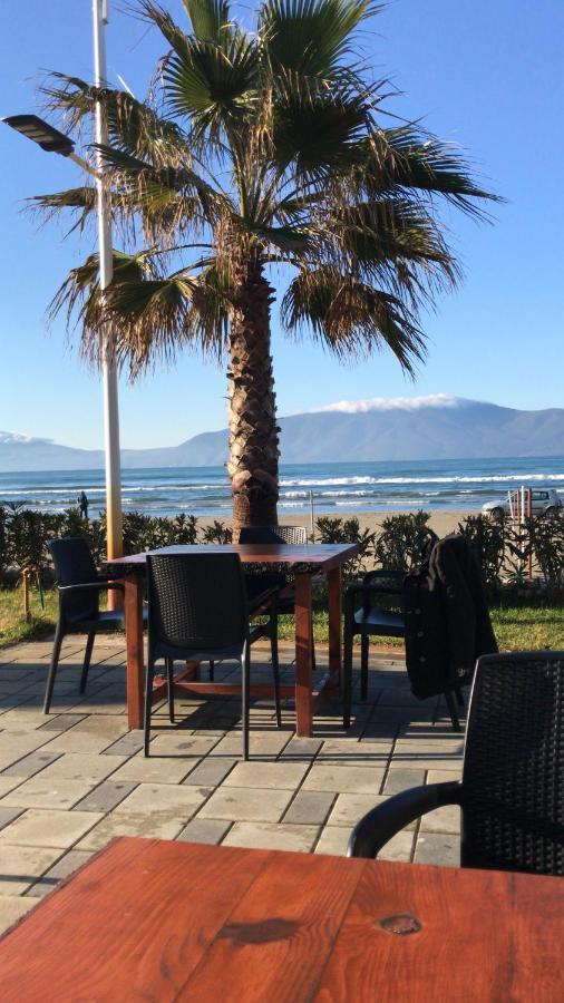 Casa Fronte Mare Lejlighed Vlorë Eksteriør billede